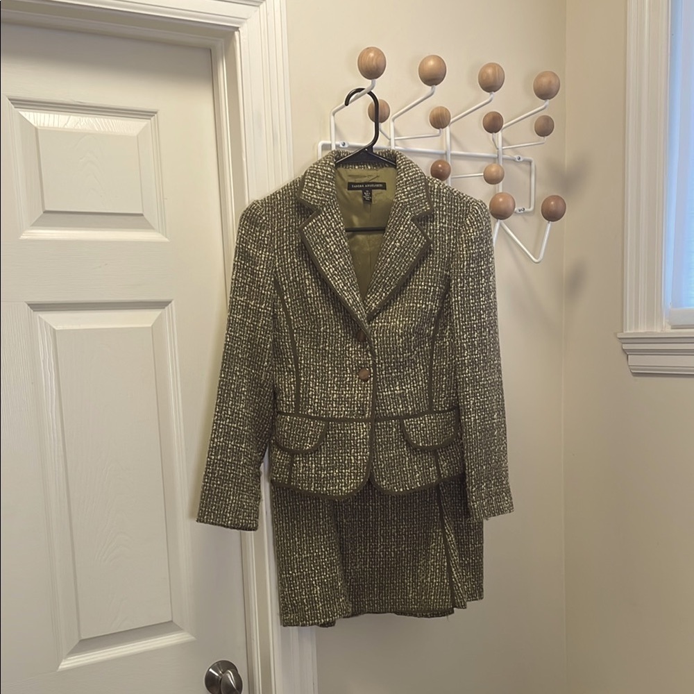 Sandra Angelozzi - Wool Blend Blazer and Skirt Set - Green / Tan - 30
